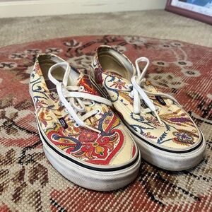 Vans Cream Paisley Low-Top Sneakers with Red & Blue Accents
